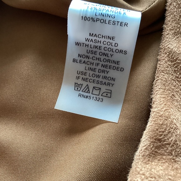 Vince Camuto Faux Suede Skirt - Picture 5 of 6